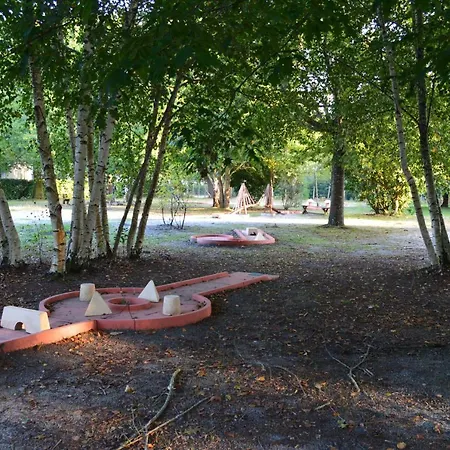 Mobilhome Camping La Reserve * Gastes
