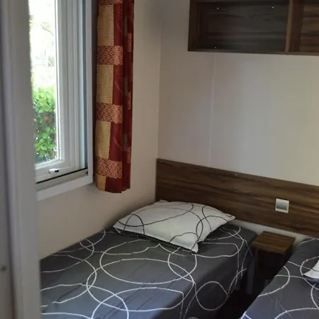 Campsite Mobilhome Camping La Reserve Gastes